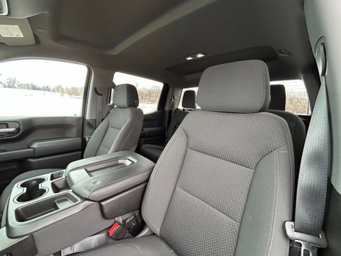 Used 2021 Chevrolet Silverado 1500 Custom Trail Boss w/ Safety Confidence Package image 11