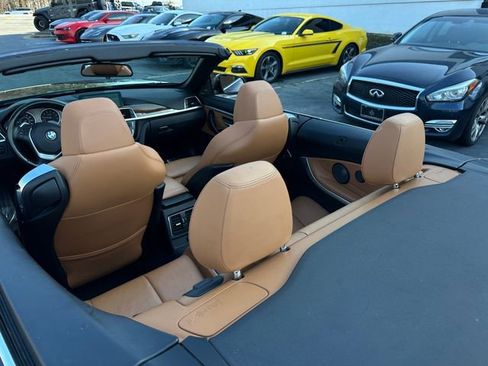 Used 2018 BMW 440i xDrive Convertible image 12