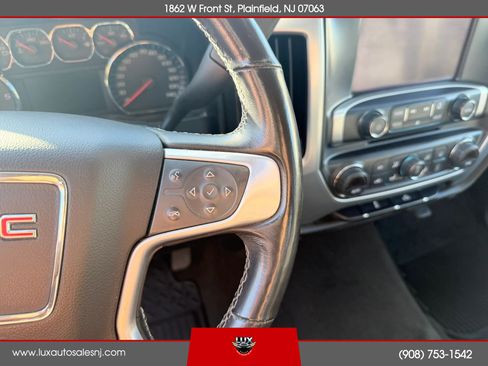 Used 2018 GMC Sierra 1500 SLE w/ SLE Value Package AWD/4WD image 17