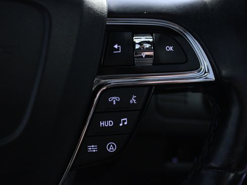 Used 2024 Lincoln Navigator L Reserve AWD/4WD image 23