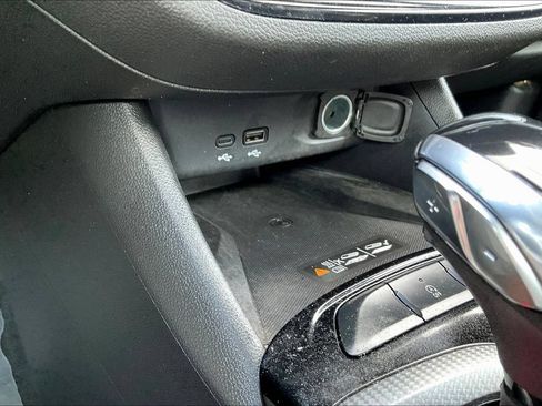 Used 2024 Buick Envista Avenir FWD image 16