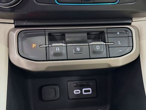 Certified 2023 GMC Acadia Denali w/ Denali Ultimate Package image 16