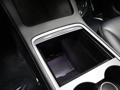 Used 2022 Tesla Model 3 image 47