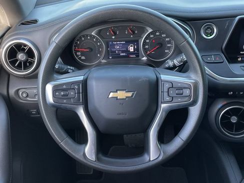 Used 2022 Chevrolet Blazer LT w/ LPO, Black Grille Bar Package FWD image 11