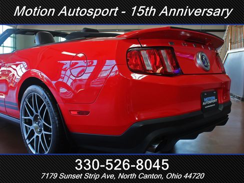 Used 2011 Ford Mustang Shelby GT500 w/ SVT Performance Pkg image 9