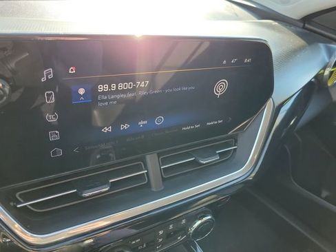 Used 2024 Chevrolet Trax ACTIV w/ Driver Confidence Package image 21