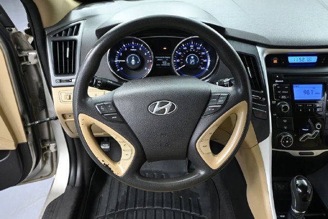 Used 2011 Hyundai Sonata GLS FWD image 19