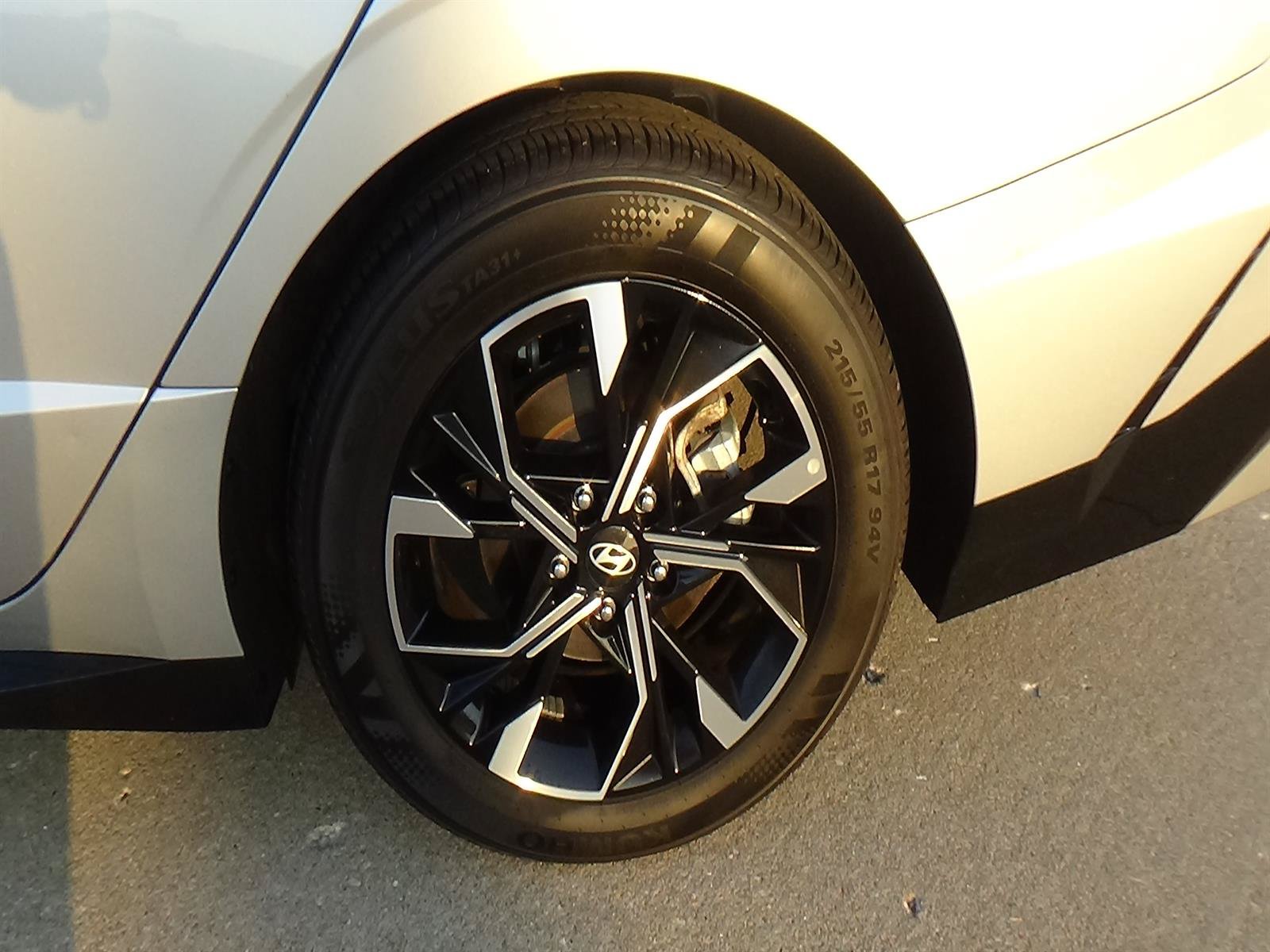 Used 2025 Hyundai Sonata SEL FWD image 9