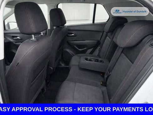 Used 2020 Chevrolet Trax LS w/ Tint and Cruise Package FWD image 10
