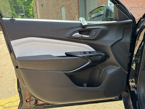 New 2026 Chevrolet Trax LT w/ Driver Confidence Package FWD image 13