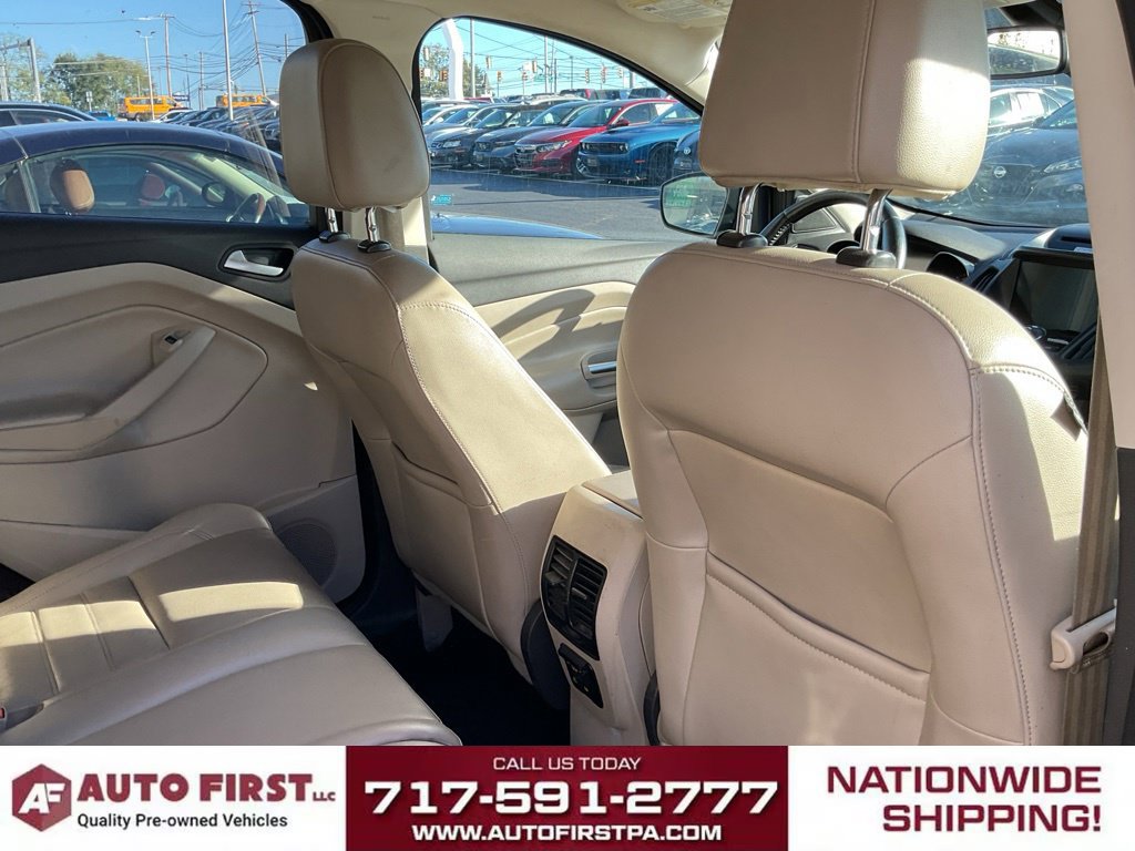 Used 2017 Ford Escape Titanium AWD/4WD image 14