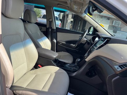 Used 2019 Hyundai Santa Fe XL image 40