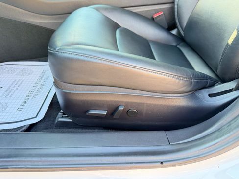 Used 2018 Tesla Model 3 Long Range AWD/4WD image 15