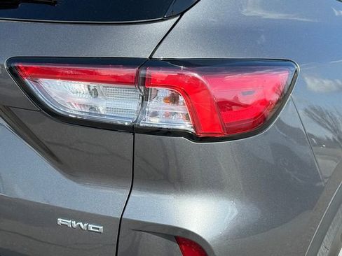 Used 2022 Ford Escape SE w/ Convenience Package image 30