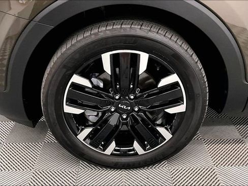 Used 2025 Kia Telluride SX Prestige AWD/4WD image 10