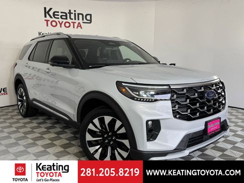 Used 2025 Ford Explorer Platinum w/ LUX Leather Package image 2