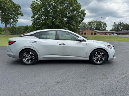 Used 2021 Nissan Sentra SV FWD image 7