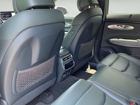 Certified 2023 Genesis GV70 2.5T w/ Advanced Package AWD/4WD image 17