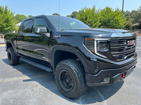 Used 2023 GMC Sierra 1500 AT4 w/ AT4 Premium Package AWD/4WD image 24