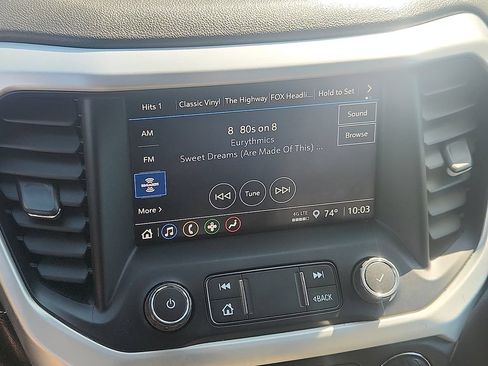 Used 2021 GMC Acadia SLE w/ Driver Convenience Package FWD image 4