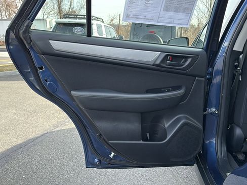 Used 2019 Subaru Outback 2.5i image 22