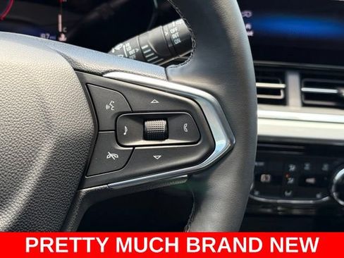 Certified 2026 Chevrolet Trax LT w/ LT Convenience Package FWD image 21