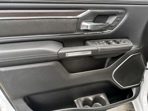 Used 2025 RAM 1500 Laramie image 11