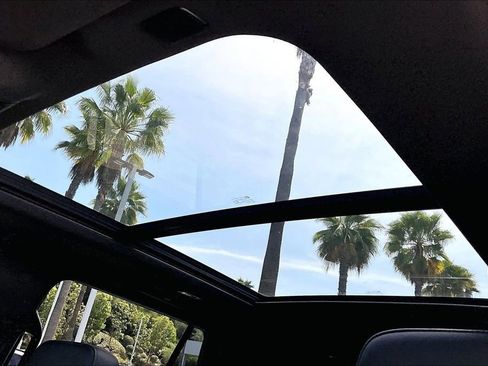 Used 2021 Chevrolet Tahoe LT w/ Rear Media and Nav Package image 12