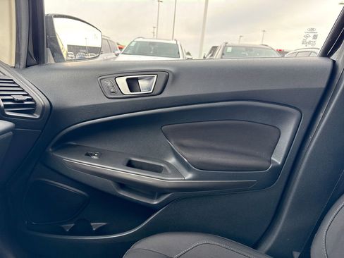 Used 2018 Ford EcoSport SE w/ SE Convenience Package image 24