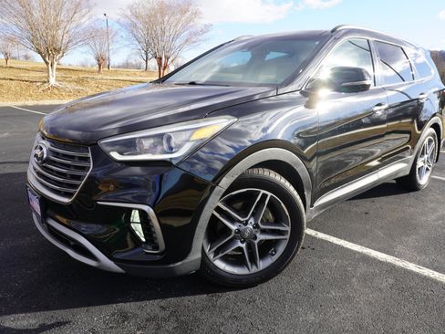 Used 2018 Hyundai Santa Fe FWD w/ SE Ultimate Tech Package 03 image 6