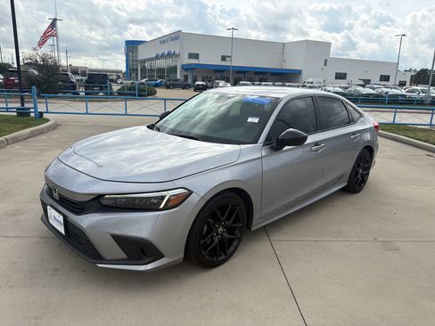 Certified 2022 Honda Civic Sport image 4