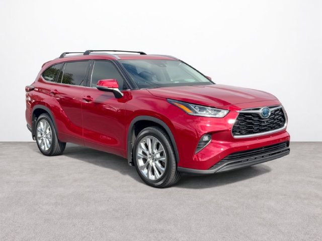 Used 2024 Toyota Highlander Limited AWD/4WD image 7