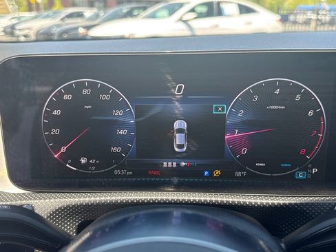 Used 2025 Mercedes-Benz CLA 250 image 28