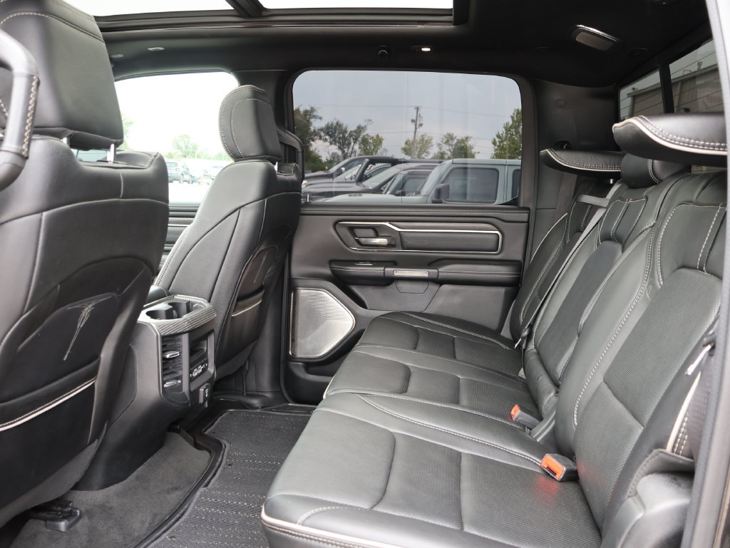 Used 2020 RAM 1500 Limited w/ Black Appearance Package RWD image 16