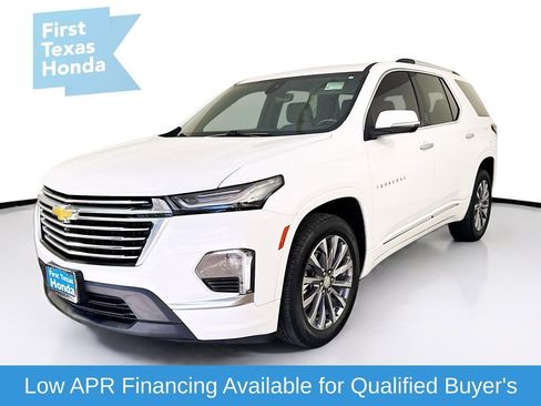 Used 2022 Chevrolet Traverse Premier image 3