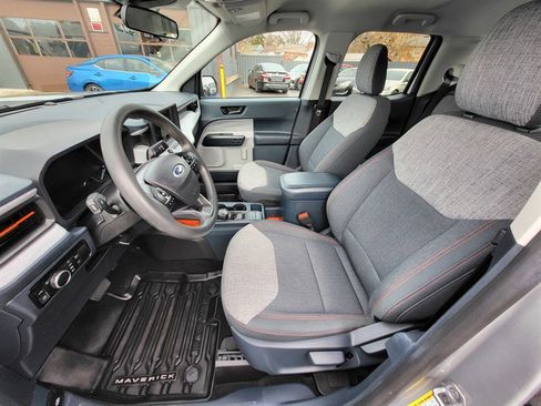 Used 2023 Ford Maverick XLT image 12