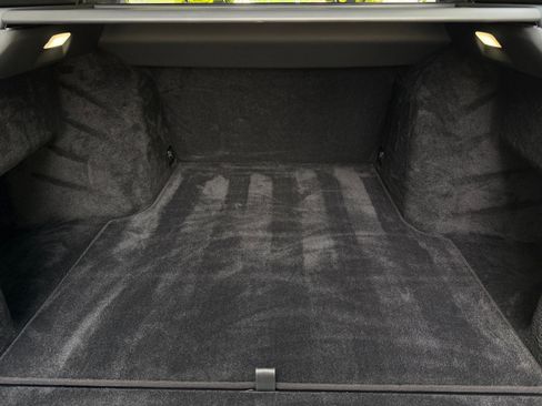 Used 2025 Rolls-Royce Cullinan Black Badge image 47