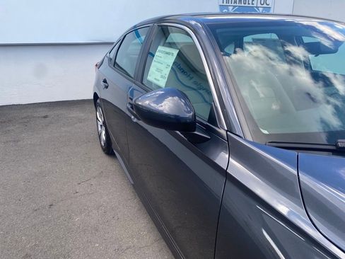 Used 2025 Honda Civic LX image 12