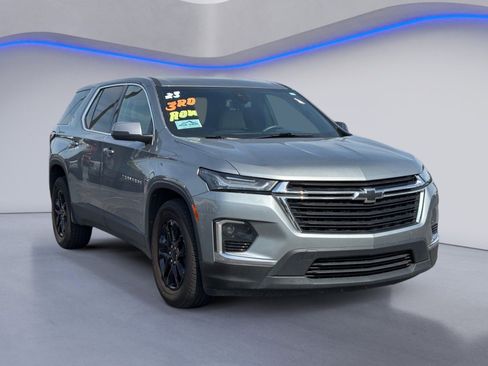 Used 2023 Chevrolet Traverse LS FWD image 10