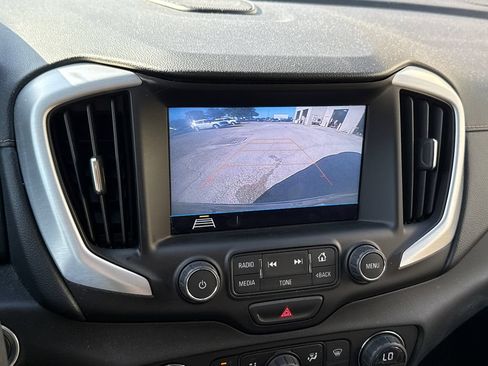 Used 2018 GMC Terrain SLT w/ Preferred Package FWD image 23