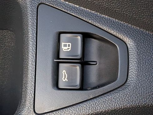 Used 2021 Volkswagen Jetta SE image 21