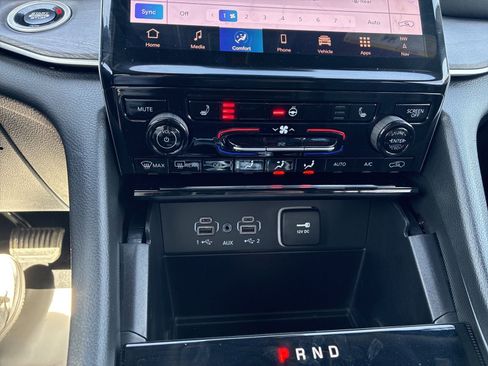 New 2025 Jeep Grand Cherokee L Limited image 26