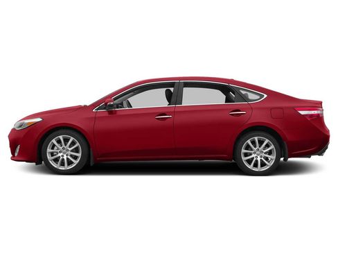 Used 2015 Toyota Avalon XLE Touring FWD image 3