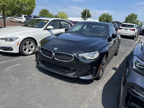 Used 2023 BMW 230i Coupe w/ Convenience Package RWD image 13