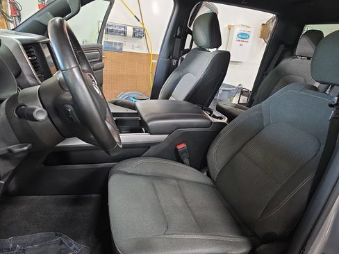 Used 2021 RAM 1500 Big Horn AWD/4WD image 14