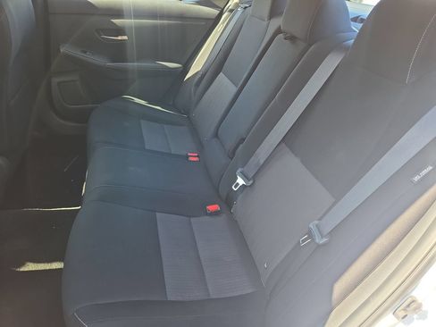 Used 2021 Nissan Sentra SV FWD image 17
