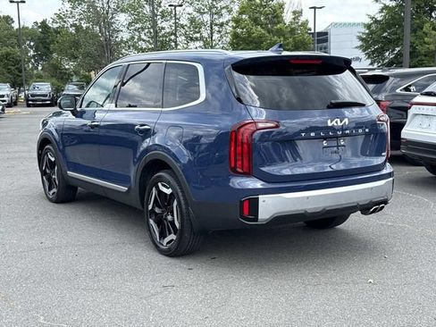 Used 2023 Kia Telluride S w/ S Sunroof Package AWD/4WD image 4