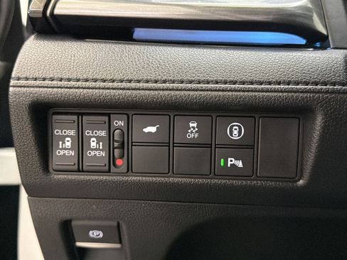Used 2023 Honda Odyssey Elite image 40