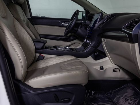 Used 2024 Ford Edge Titanium w/ Equipment Group 301A AWD/4WD image 48