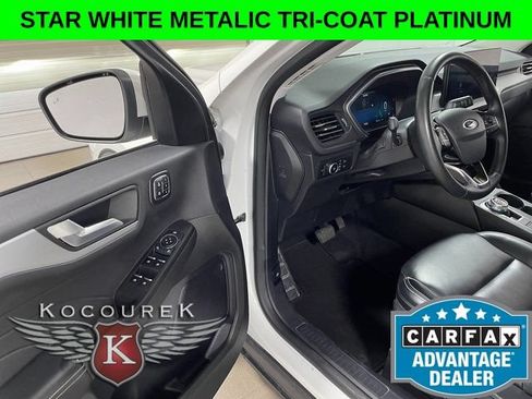 Used 2024 Ford Escape Platinum AWD/4WD image 10